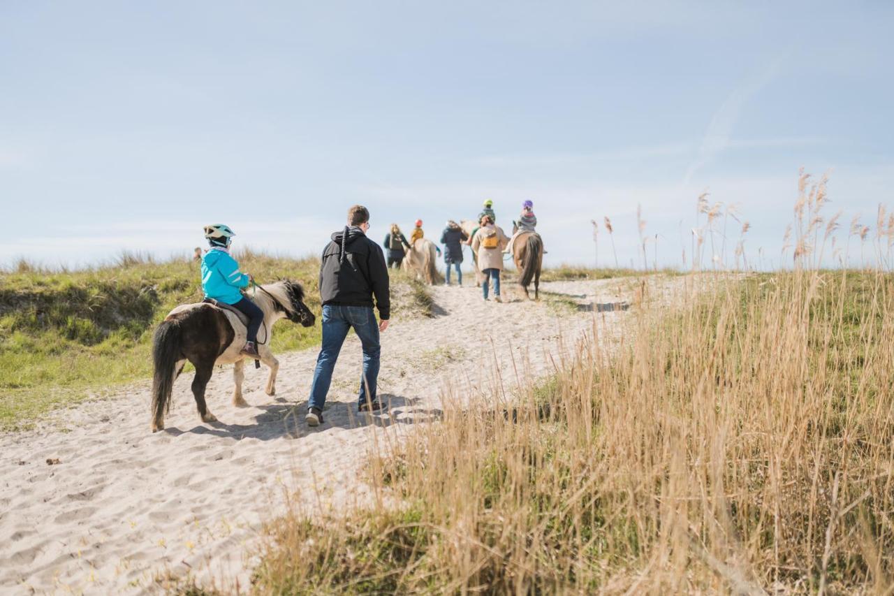 Buedlfarm - Der Familien-Erlebnishof In Strandnaehe Fehmarn Exterior foto